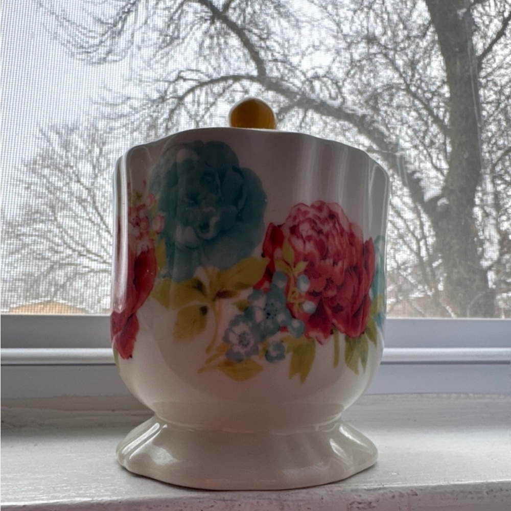 Pioneer Woman sugar bowl